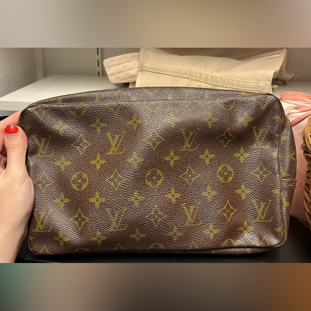 Vintage louis vuitton trousse 28